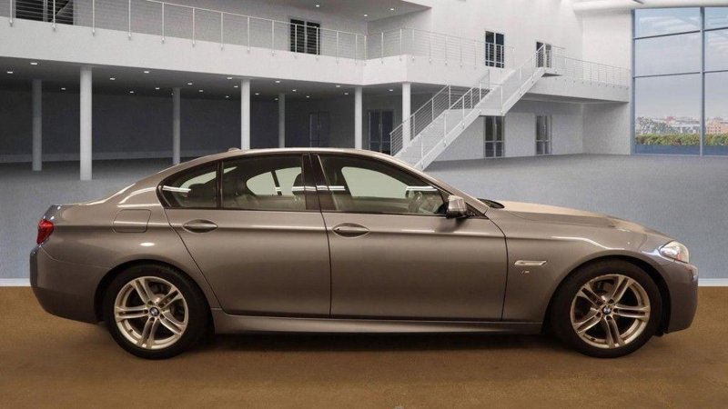 BMW 5 SERIES