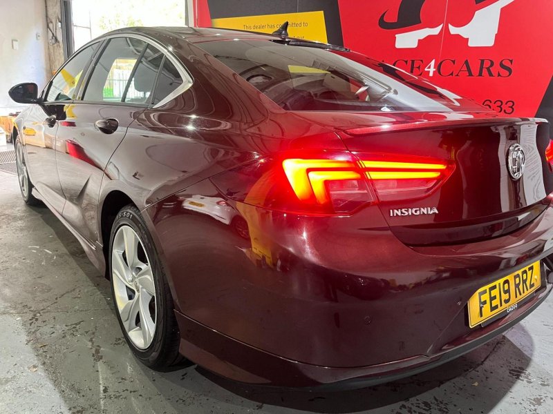 VAUXHALL INSIGNIA