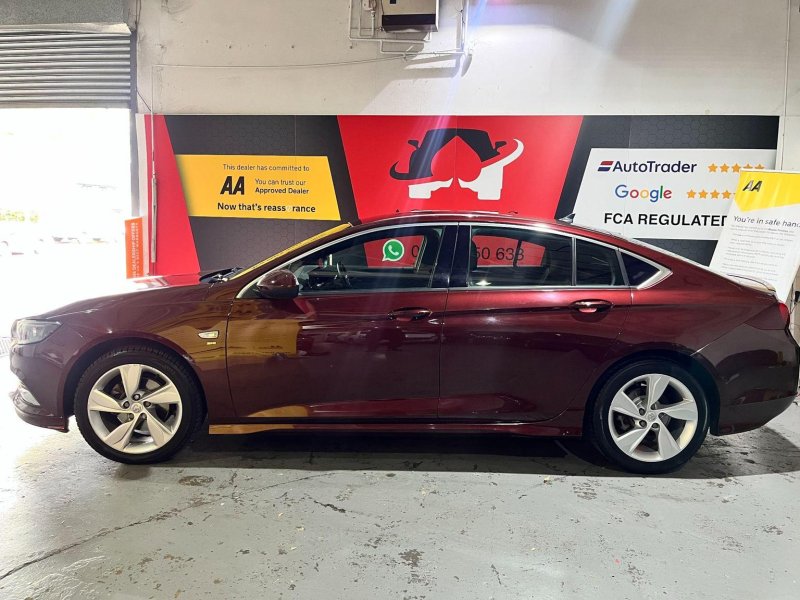 VAUXHALL INSIGNIA