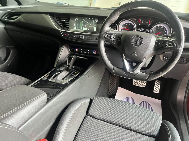 VAUXHALL INSIGNIA