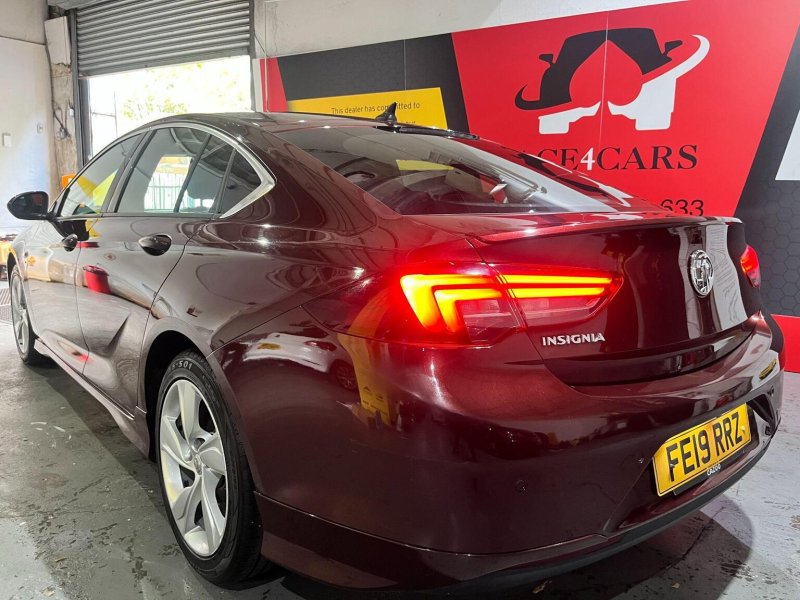 VAUXHALL INSIGNIA