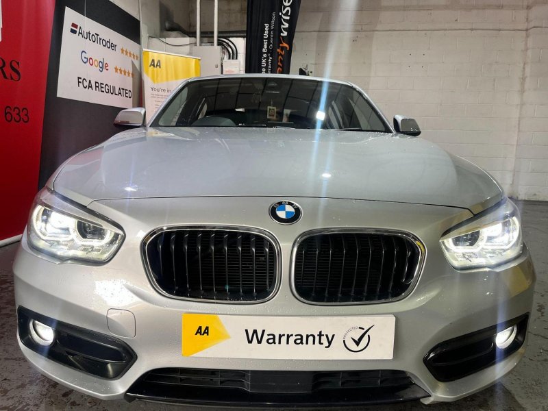 BMW 1 SERIES