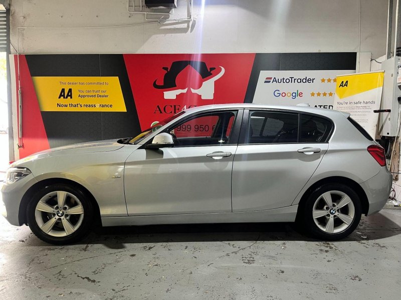 BMW 1 SERIES