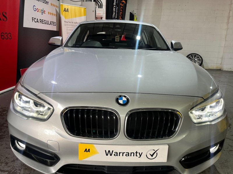 BMW 1 SERIES