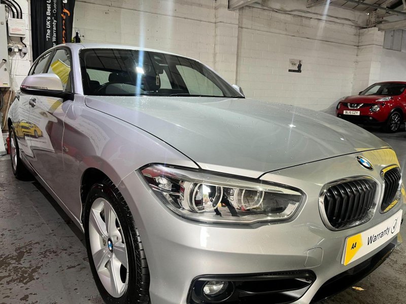 BMW 1 SERIES