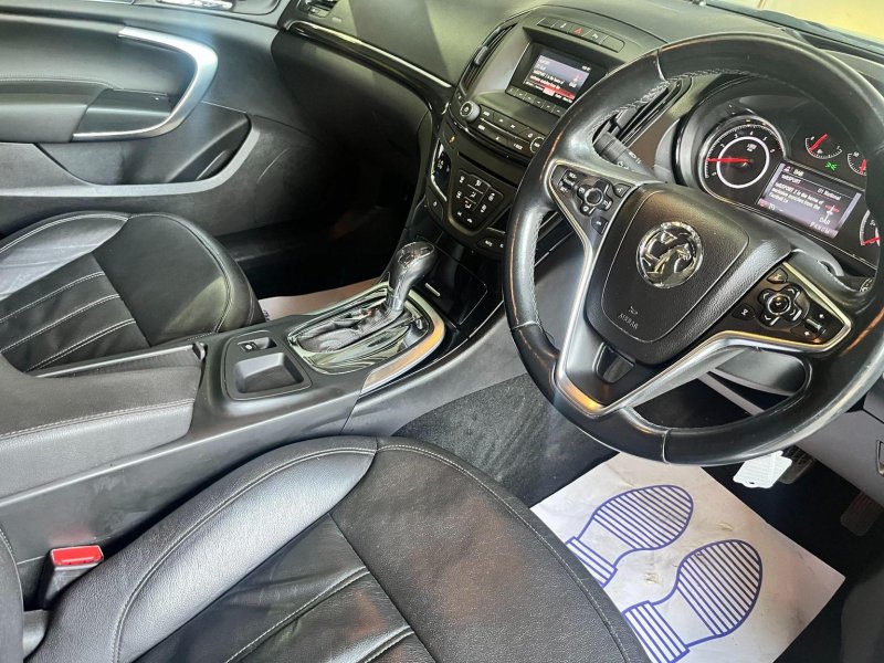VAUXHALL INSIGNIA