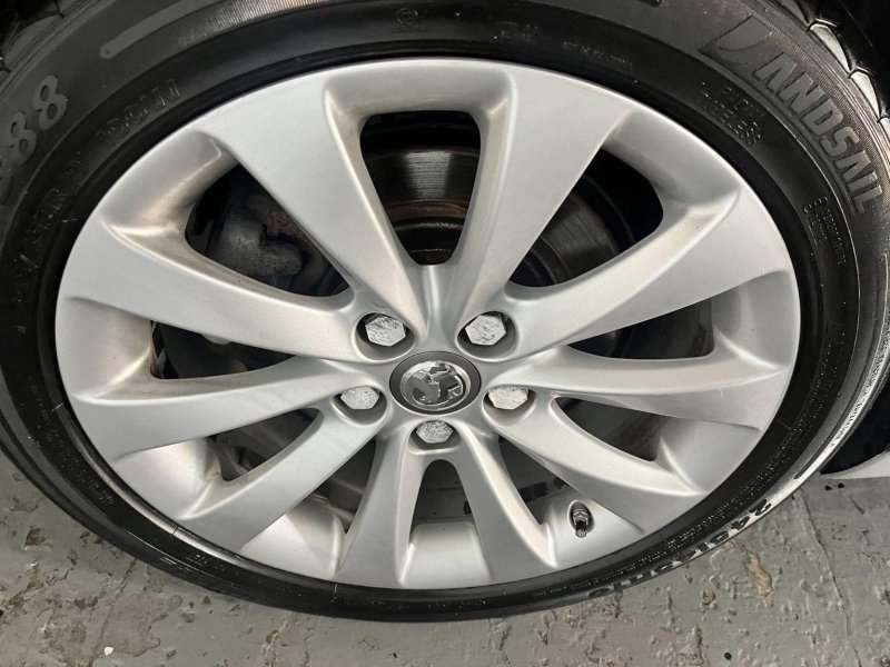 VAUXHALL INSIGNIA