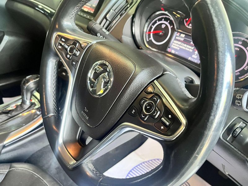 VAUXHALL INSIGNIA