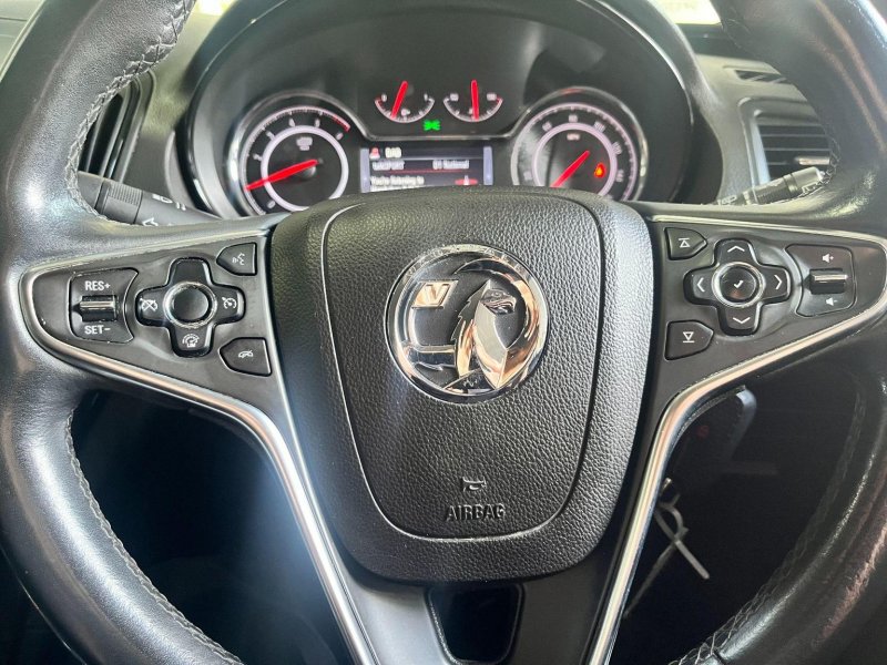 VAUXHALL INSIGNIA