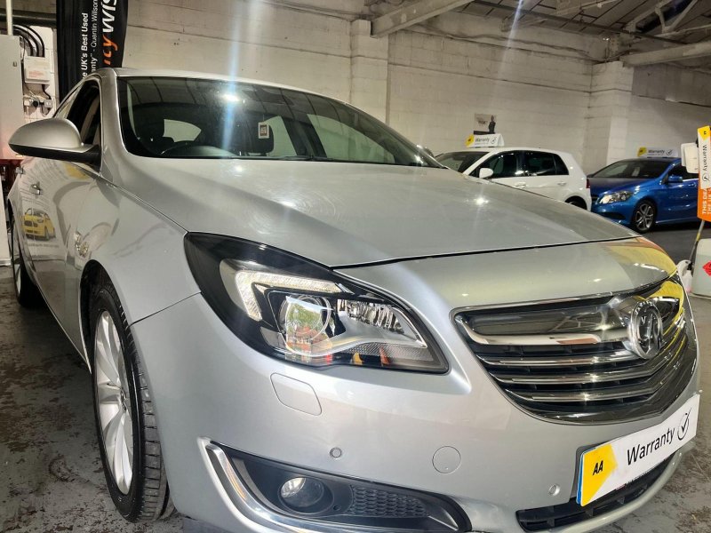 VAUXHALL INSIGNIA